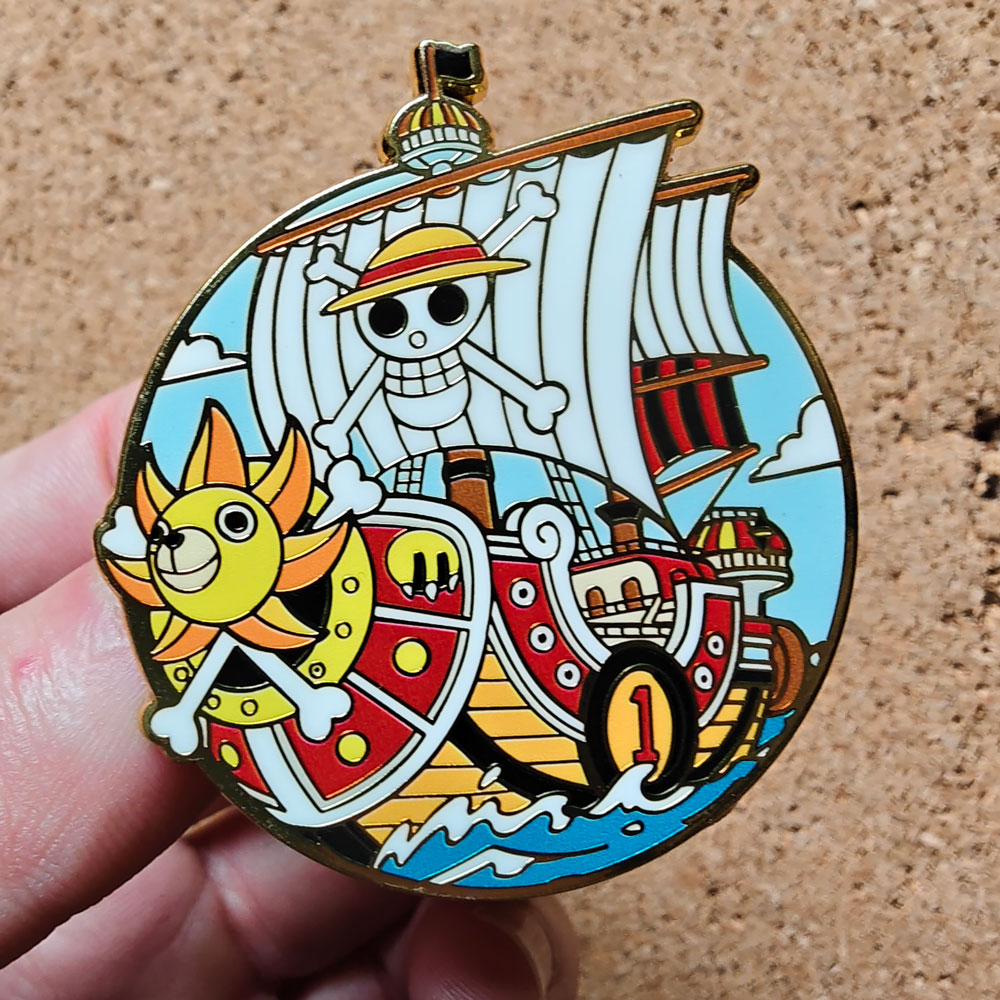 Broche de Esmalte Duro com Tem - Tuxedo Lapel Pin avaliação e preço